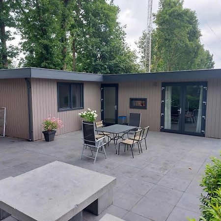 Chalet Moderna Putten Bagian luar foto