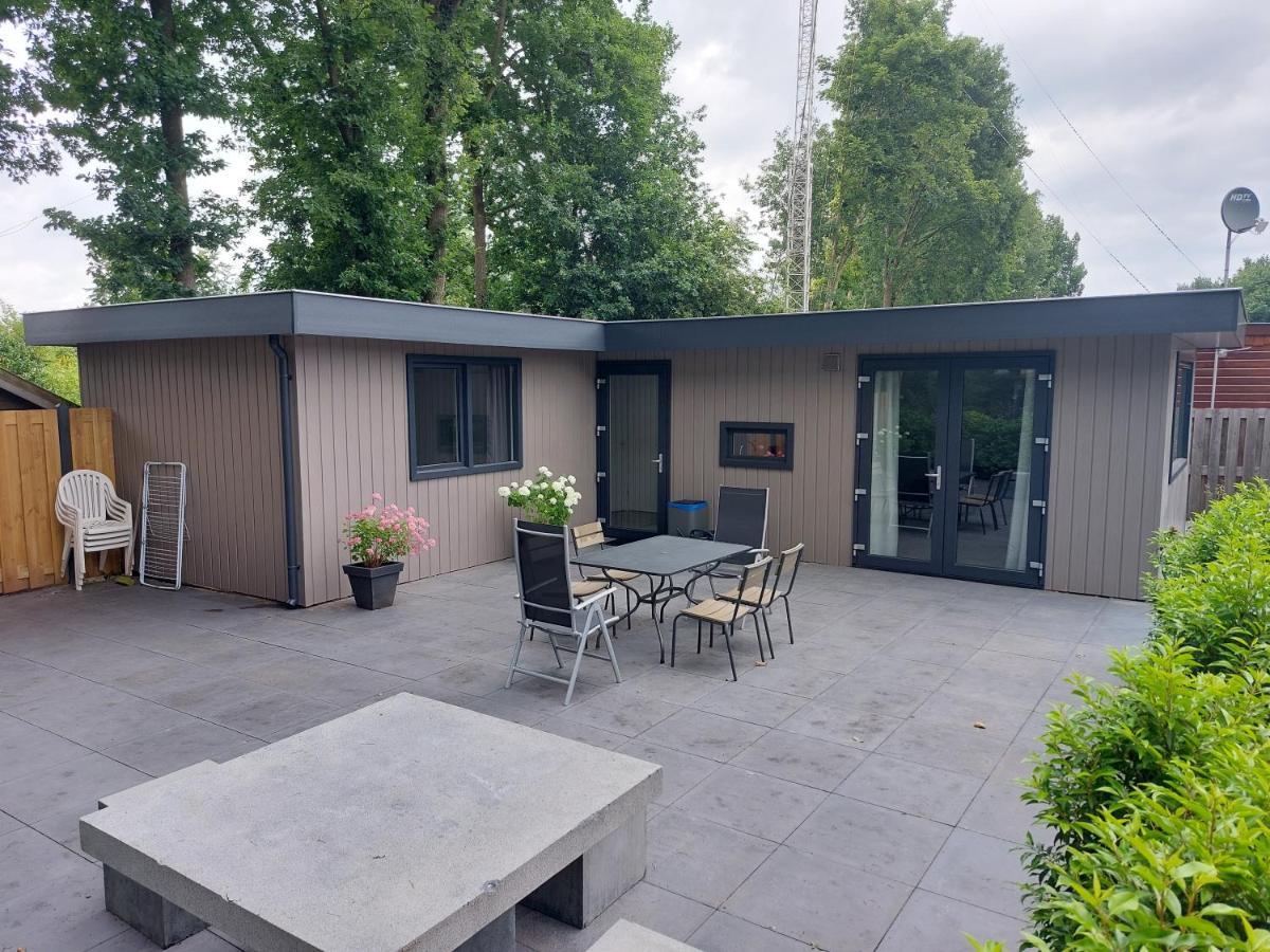 Chalet Moderna Putten Bagian luar foto