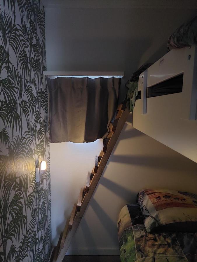 Chalet Moderna Putten Bagian luar foto