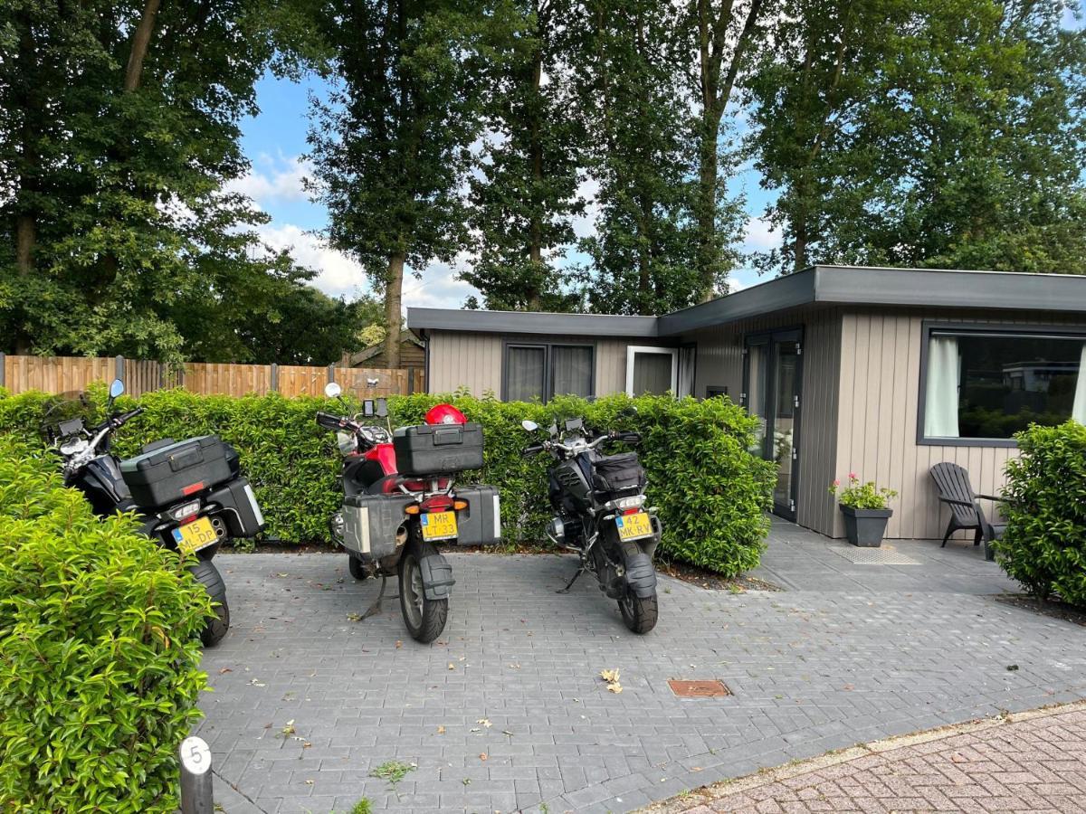 Chalet Moderna Putten Bagian luar foto